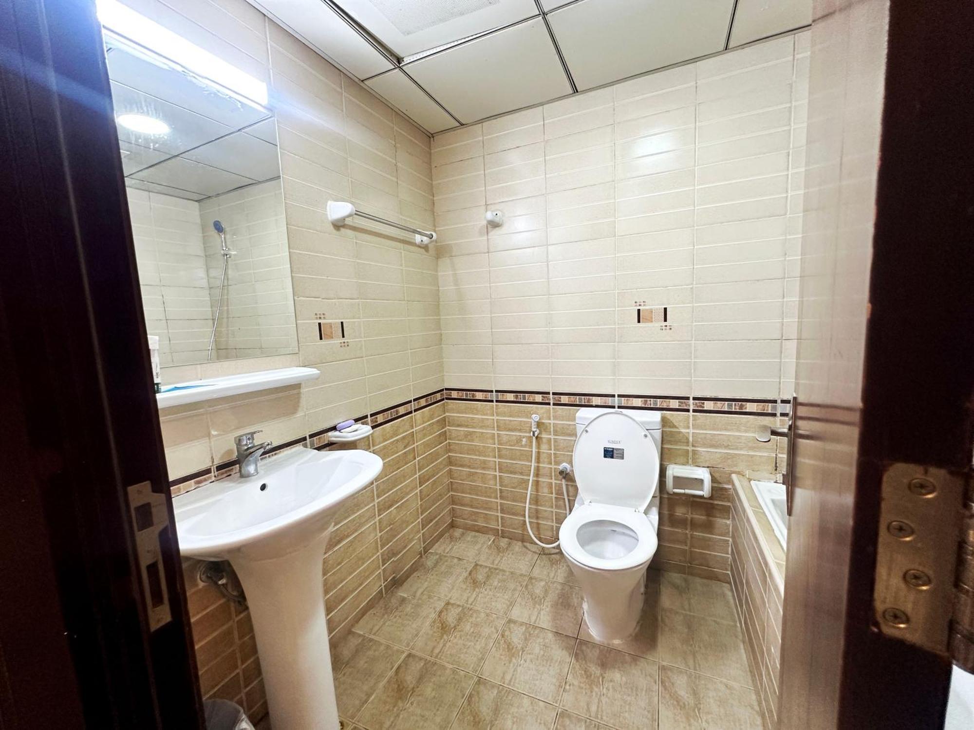 Quiet Partition Room In Tecom Barsha Heights Dubaj Exteriér fotografie